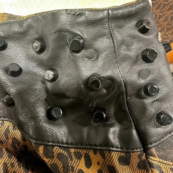 English Rose Leopard Print Studded Mini Skirt Size M - Picture 3 of 4